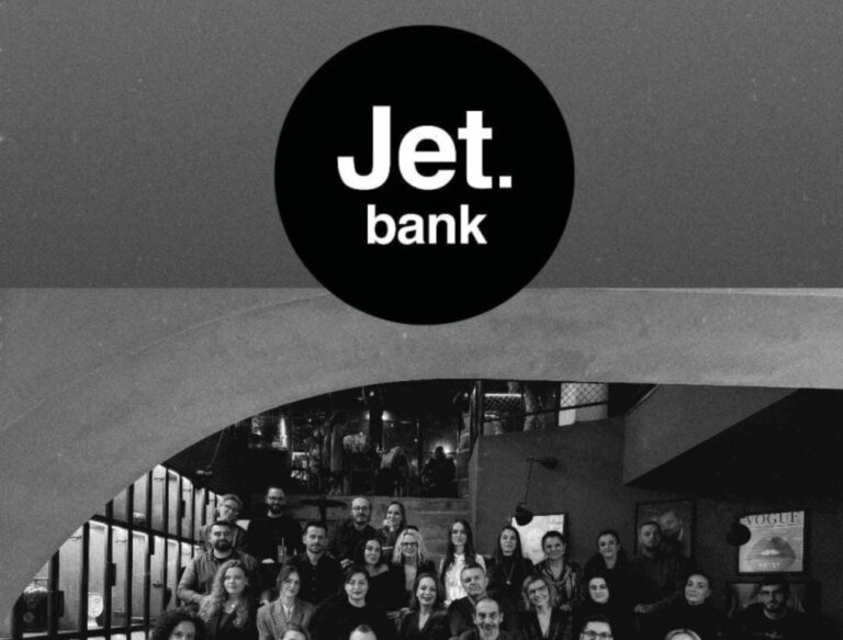 JET Bank e drejtuar nga izraelitë, merr monopolin dixhital! Fijet që e lidhin me mashtrimet Forex