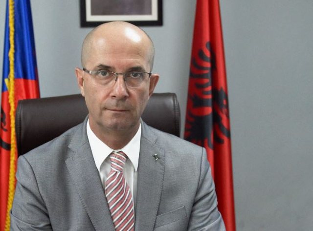 Ikën Neritan Nallbati, nëntë drejtues në garë për tre departamentet kyçe të policisë