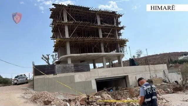 Arrestohet ish-shefi i krimeve në Himarë dhe vartësi i tij! Në kërkim edhe dy efektivë
