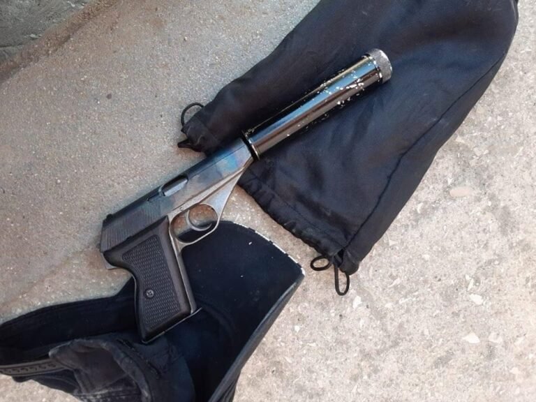 Sherr masiv në Divjakë, i riu merr armën me silenciator dhe kërkon të vrasë një person! 6 në pranga