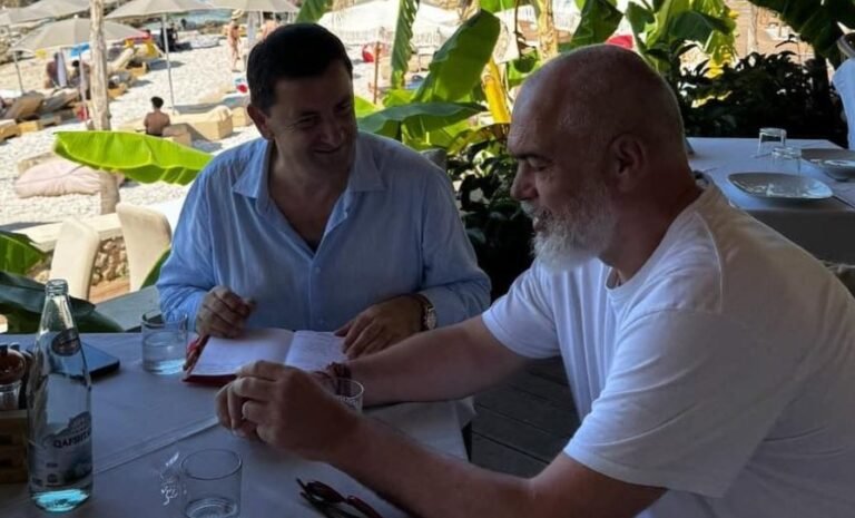 Si i shpërndau Vangjel Tavo 130 mln euro tendera