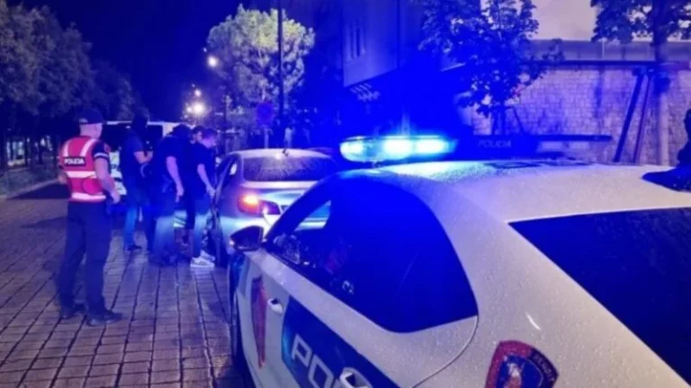 Plas arma në Laprakë! Dy të plagosur