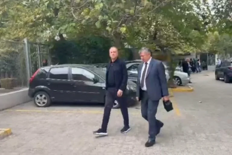 Artan Gaçi bashkëshorti i Olta Xhaçkës paraqitet në SPAK Artan Gaçi bashkëshorti i Olta Xhaçkës paraqitet në SPAK