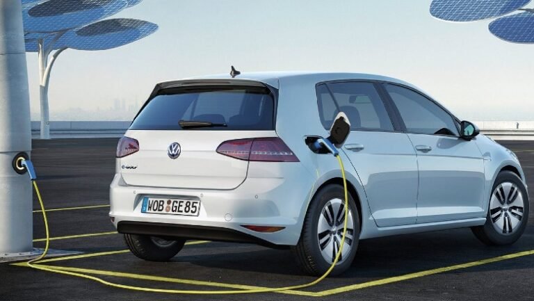 Surpriza e hidhur/ Dyfishohet taksa e makinave, ja sa do paguani për automjetet elektrike Surpriza e hidhur/ Dyfishohet taksa e makinave, ja sa do paguani për automjetet elektrike