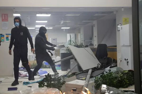 Tatimet thonë se dëmi fizik i bizneseve nga protestat është 2.15 mln euro